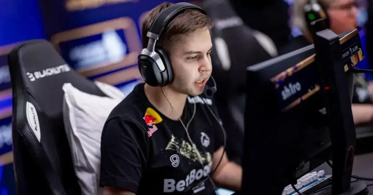 Spirit – Ninjas in Pyjamas: прогноз на матч групповой стадии PGL Astana 2025