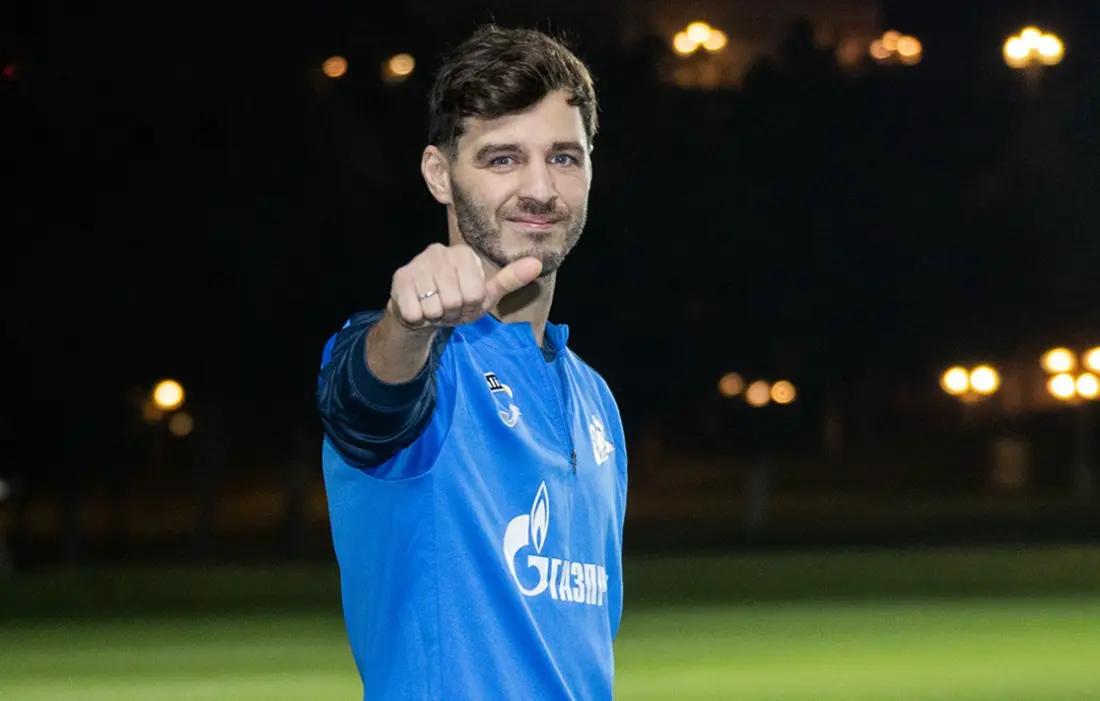 «Зенит» продлил контракт с 35-летним Ерохиным