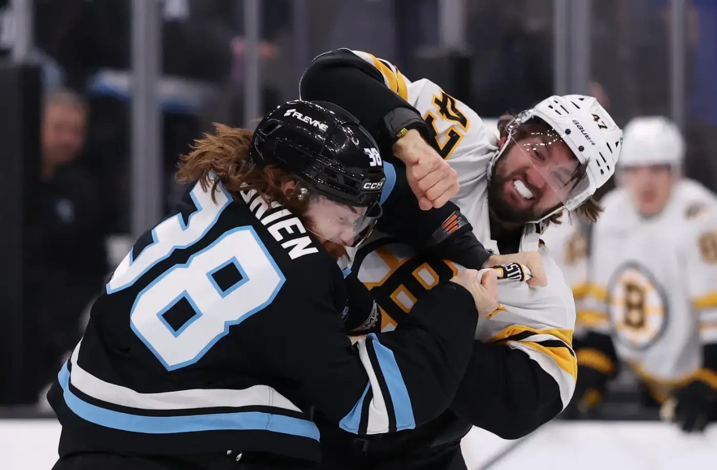 Негласный кодекс чести: почему кулаки стали частью игры